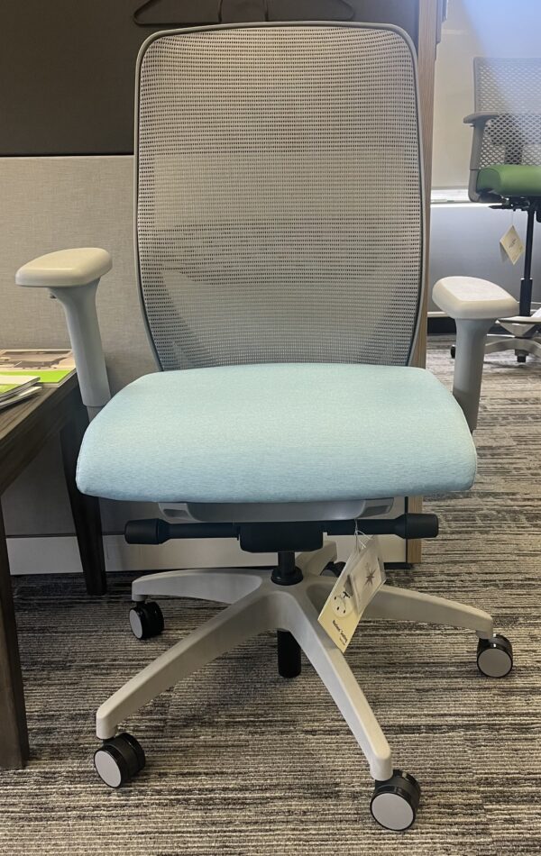 HON Nucleus Series Recharge Task Chair
