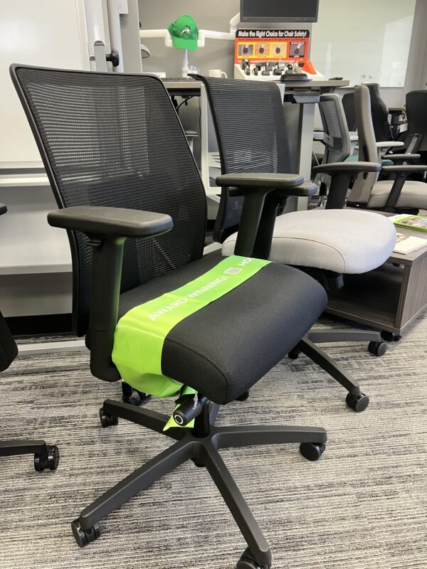 IGNITION 2 TASK LOW-BACK ILIRA BACK